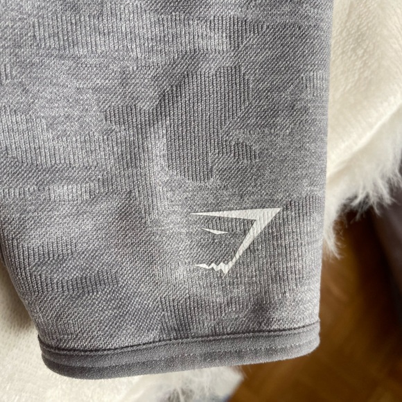 Gymshark Longsleeve Top - Picture 5 of 13